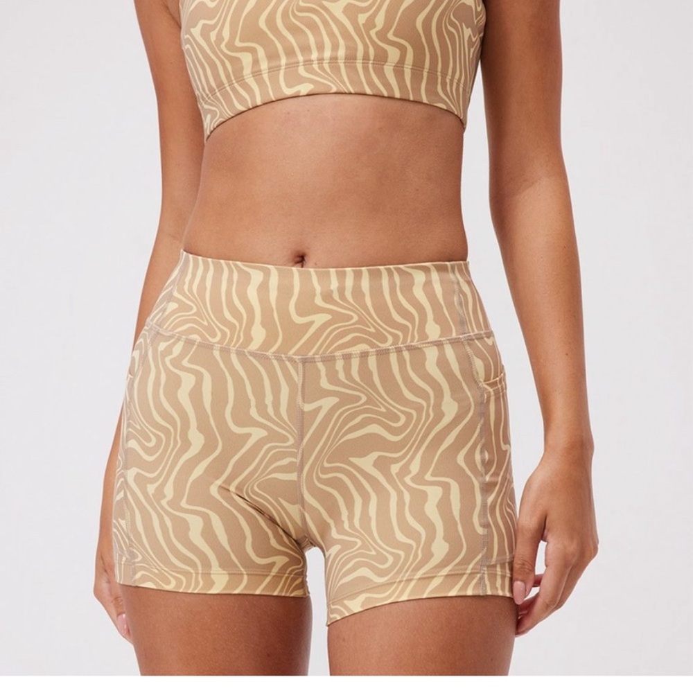 Outdoor Voices Beige Cream Zebra Print Bike Shorts
